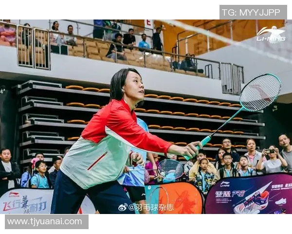 羽毛球的魅力与团队精神：深入南京羽毛球队的协作之道